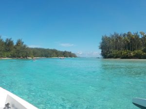 Motu Fareone and Motu Tiahura, Moorea, French Polynesia